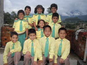 Alle børn skal have skoleuniformer i Nepal
